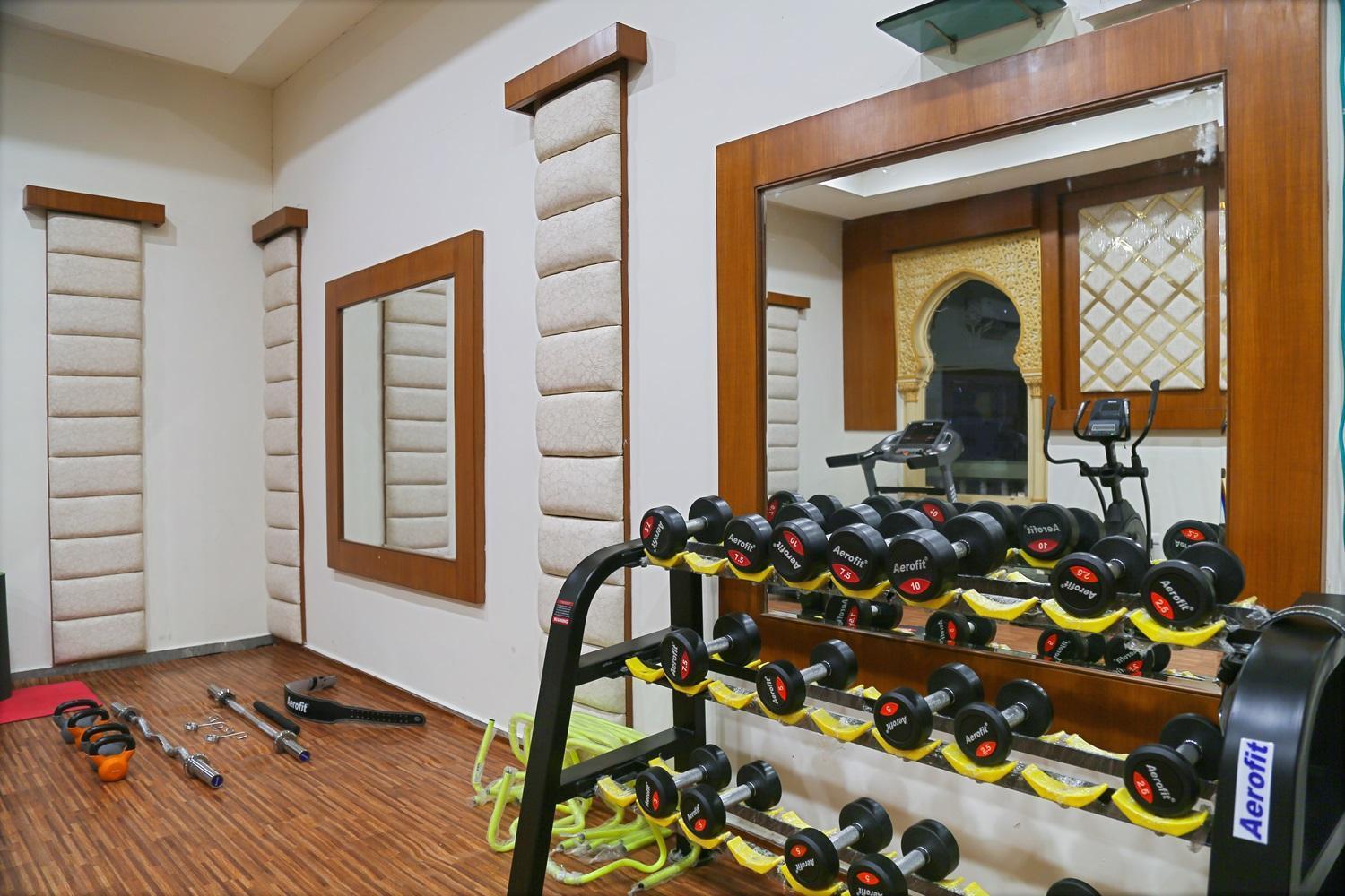 Hotel Hyderabad Grand Shamshabad