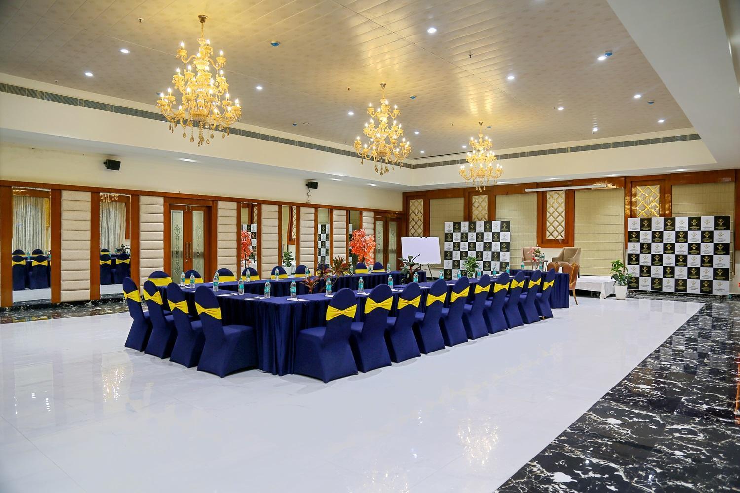 Hyderabad Grand 3*